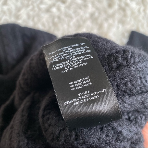 Aritzia Wilfred Arletty Sweater - Picture 9 of 10